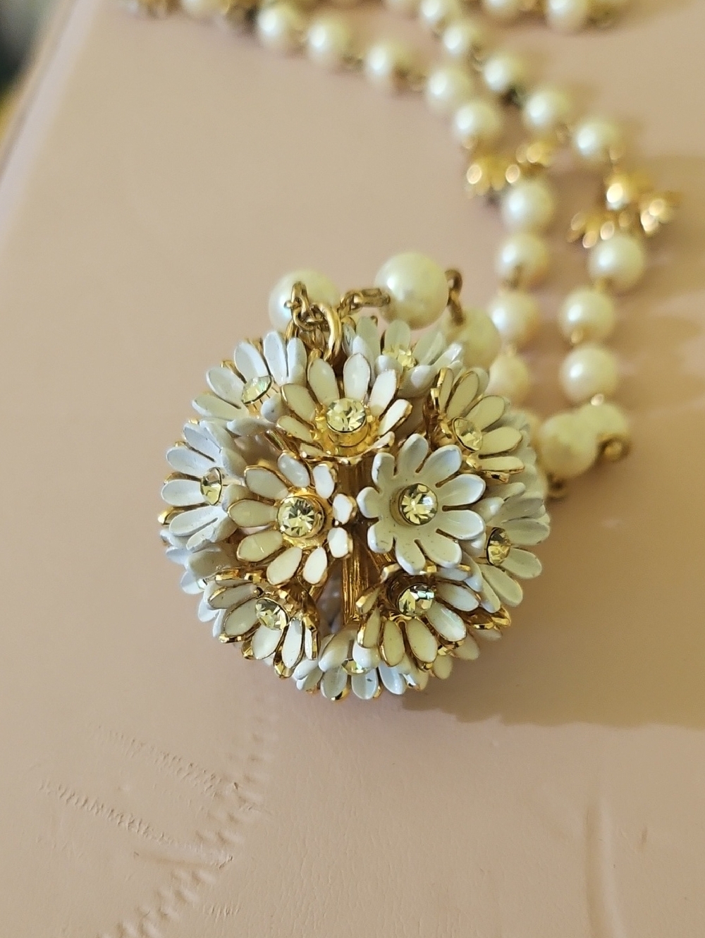 kate spade Gold and Cream Floral Cluster Pendant Necklace. Vintage